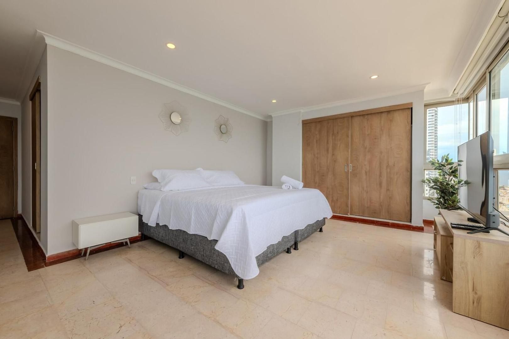 Spectacular 3br Ocean View In Bocagrande *