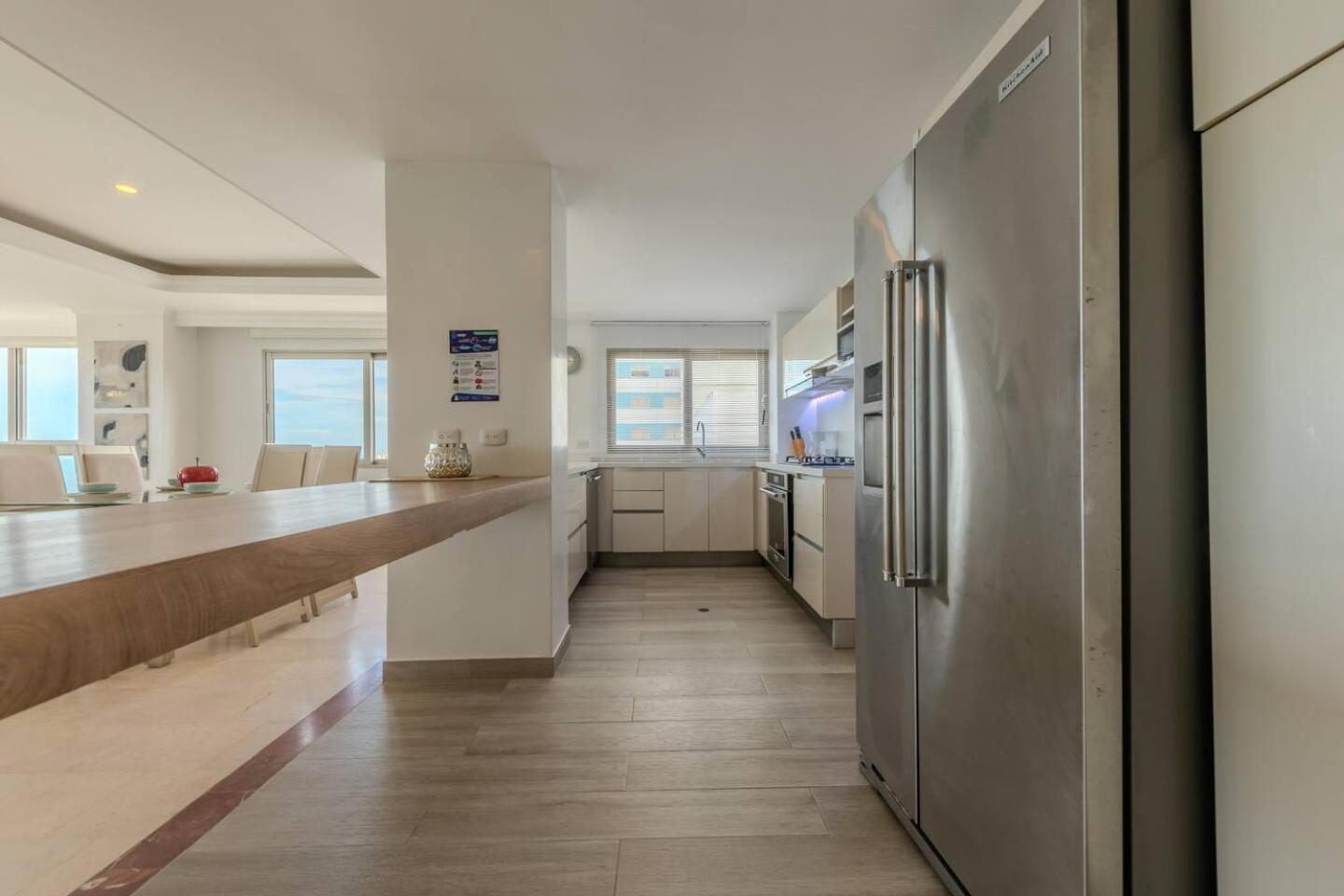 Spectacular 3br Ocean View In Bocagrande Apartamento